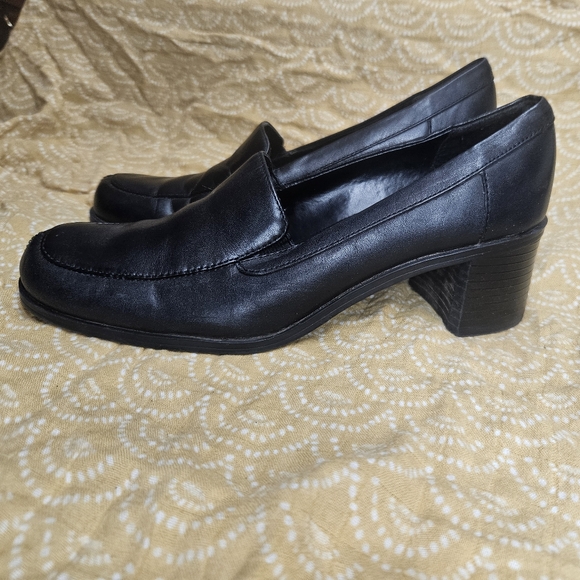 Y2K 90s Croft & Barrow Chantal Black Leather Block Heel Loafers size 6.5M Pumps - Picture 6 of 16